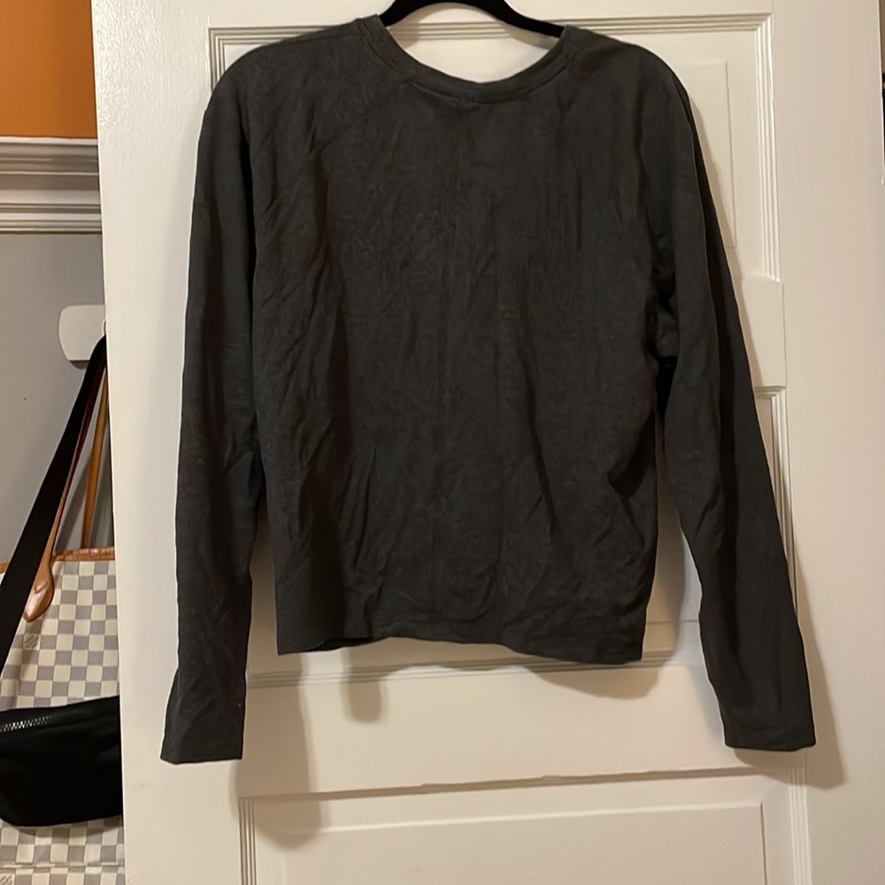 Lululemon pullover - Picture 2 of 3
